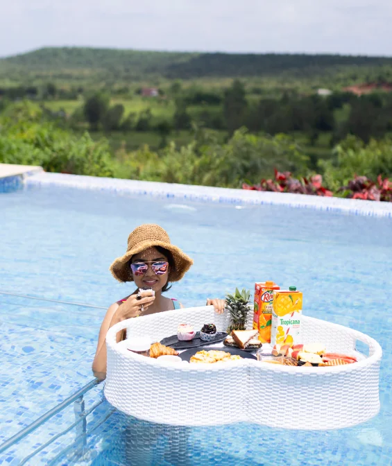 Floating breakfast tray in the pool